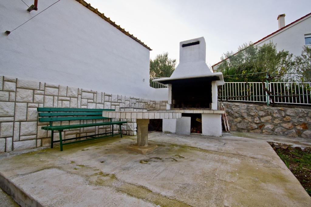 Apartment Bila Šibenik Exterior foto